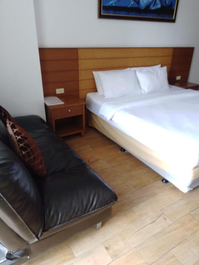 View Talay 6 Suite Apartments Pattaya Zewnętrze zdjęcie