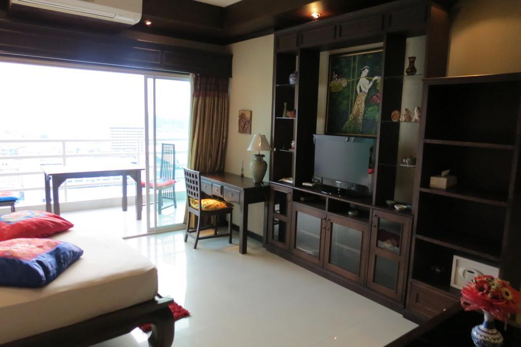 View Talay 6 Suite Apartments Pattaya Zewnętrze zdjęcie