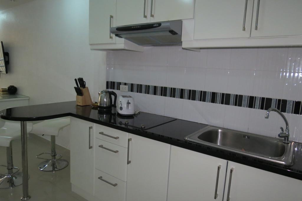 View Talay 6 Suite Apartments Pattaya Pokój zdjęcie